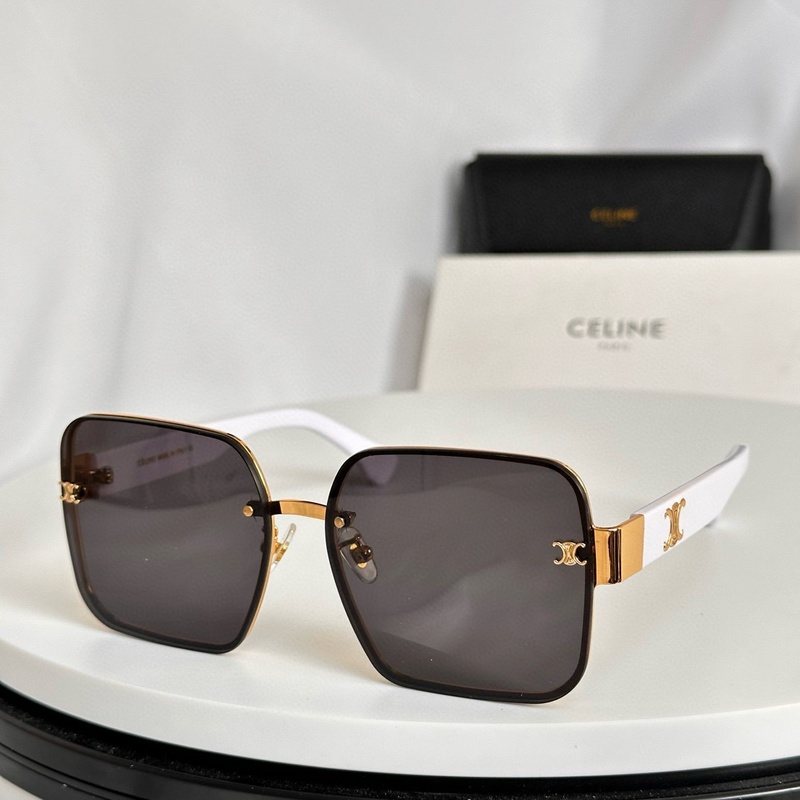 CELINE Sunglasses 82